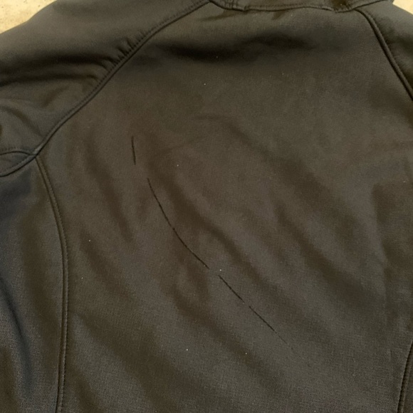 Kirkland Signature Softshell Jacket - Size Large - Picture 4 of 6